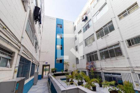Apartamento para alugar com 58m², 2 quartos e sem vagaÁrea comum