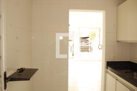 Apartamento à venda com 71m², 2 quartos e 1 vagaCozinha