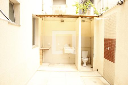 Apartamento à venda com 71m², 2 quartos e 1 vagaÁrea de Serviço