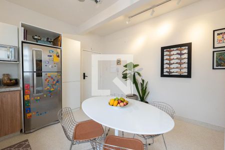 Apartamento à venda com 100m², 2 quartos e sem vagaCozinha e Área de Serviço