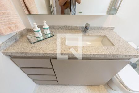 Apartamento à venda com 100m², 2 quartos e sem vagaBanheiro