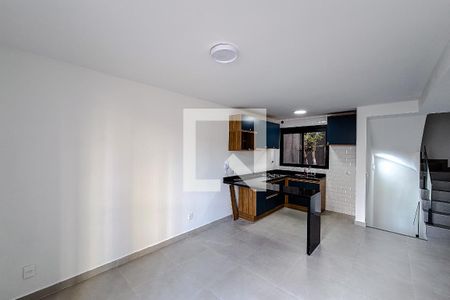 Casa de Condomínio para alugar com 2 quartos, 122m² em Vila Mariana, São Paulo