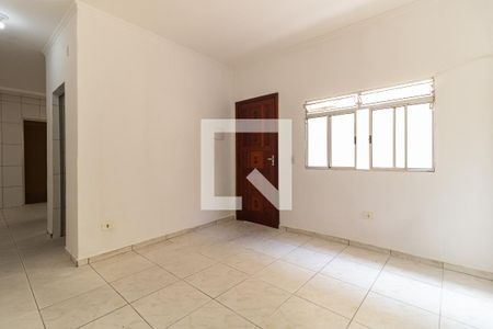 Casa à venda com 90m², 3 quartos e 2 vagasSala