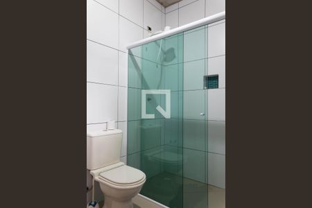 Banheiro da Suíte 1 de casa para alugar com 3 quartos, 120m² em Alves Dias, São Bernardo do Campo