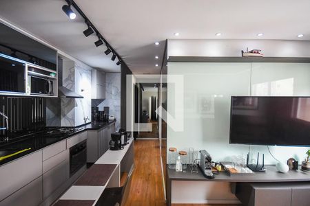 Sala de apartamento para alugar com 2 quartos, 40m² em Paraíso do Morumbi, São Paulo