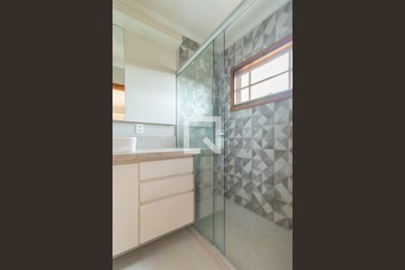 Banheiro da Suíte de casa à venda com 3 quartos, 173m² em Tristeza, Porto Alegre