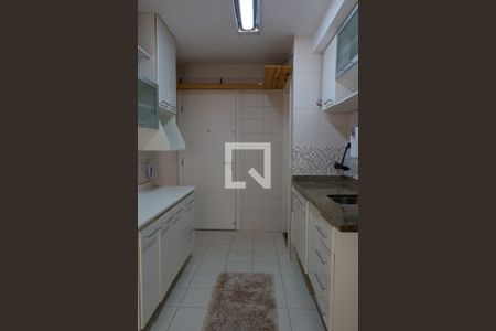 Apartamento para alugar com 108m², 4 quartos e 2 vagasCozinha