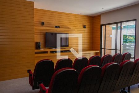Apartamento para alugar com 108m², 4 quartos e 2 vagasÁrea comum - Sala de Cinema