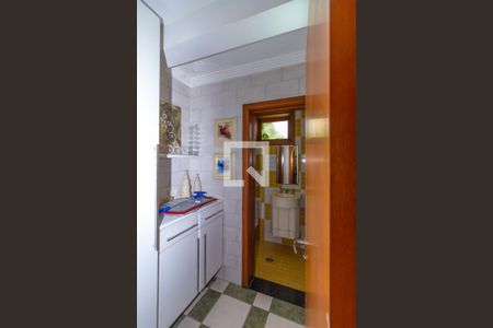 Casa à venda com 365m², 3 quartos e 2 vagas Casa à venda com 365m², 3 quartos e 2 vagasBanheiro 4