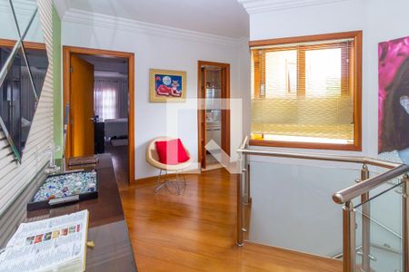 Casa à venda com 365m², 3 quartos e 2 vagas Casa à venda com 365m², 3 quartos e 2 vagasHall dos Quartos