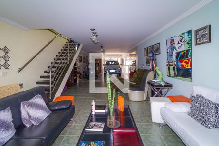 Casa à venda com 365m², 3 quartos e 2 vagas Casa à venda com 365m², 3 quartos e 2 vagasGaragem