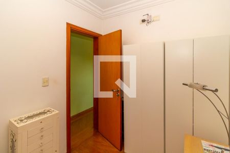 Casa à venda com 365m², 3 quartos e 2 vagas Casa à venda com 365m², 3 quartos e 2 vagasQuarto 2