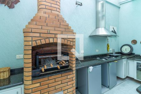 Casa à venda com 365m², 3 quartos e 2 vagas Casa à venda com 365m², 3 quartos e 2 vagasChurrasqueira