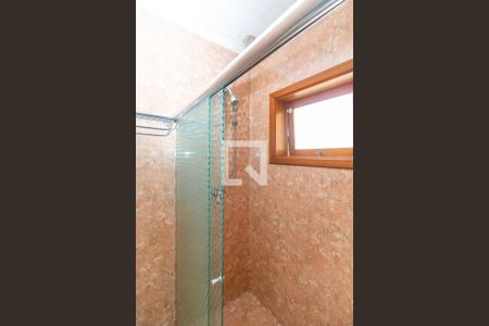 Casa à venda com 365m², 3 quartos e 2 vagas Casa à venda com 365m², 3 quartos e 2 vagasBanheiro 2