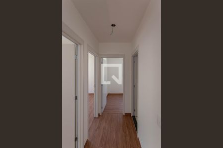 Corredor de apartamento para alugar com 3 quartos, 70m² em Jardim Vitoria, Belo Horizonte