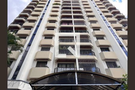 Apartamento à venda com 89m², 3 quartos e 2 vagasFachada