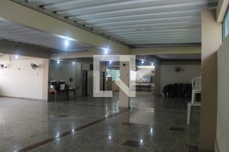 Apartamento para alugar com 64m², 2 quartos e 1 vagaÁrea comum - Salão de festas