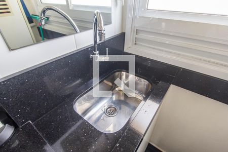 Apartamento à venda com 72m², 2 quartos e 1 vagaDetalhe da area de serviço