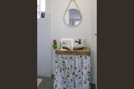 Banheiro de kitnet/studio para alugar com 1 quarto, 38m² em Barra Funda, São Paulo