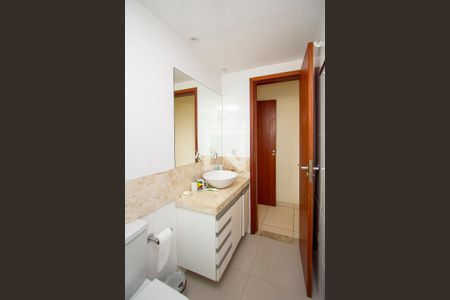 Apartamento à venda com 100m², 2 quartos e 1 vaga Apartamento à venda com 100m², 2 quartos e 1 vagaBanheiro 1