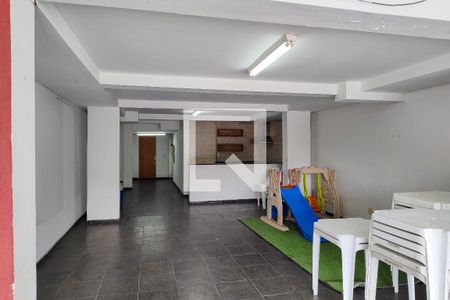 Apartamento à venda com 100m², 2 quartos e 1 vaga Apartamento à venda com 100m², 2 quartos e 1 vagaÁrea comum - Salão de festas