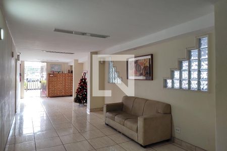 Apartamento à venda com 100m², 2 quartos e 1 vaga Apartamento à venda com 100m², 2 quartos e 1 vagaHall social