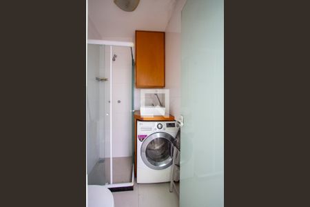 Apartamento à venda com 100m², 2 quartos e 1 vaga Apartamento à venda com 100m², 2 quartos e 1 vagaBanheiro 2