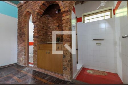 Casa à venda com 280m², 6 quartos e 6 vagasCasa 2 - Suíte - Banheiro