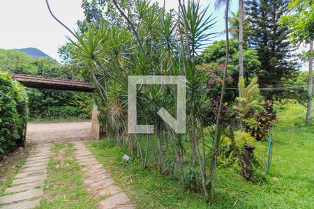 Casa à venda com 280m², 6 quartos e 6 vagasCasa 1 - Área externa