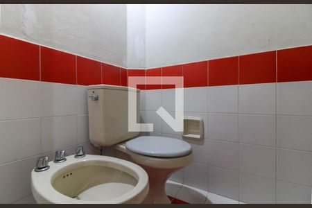 Casa à venda com 280m², 6 quartos e 6 vagasCasa 2 - Suíte - Banheiro
