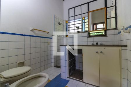 Casa à venda com 280m², 6 quartos e 6 vagasCasa 2 - Banheiro Social 1