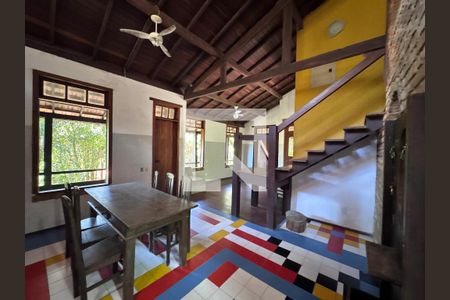 Sala de casa à venda com 3 quartos, 176m² em Recreio dos Bandeirantes , Rio de Janeiro