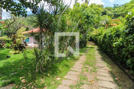 Casa à venda com 280m², 6 quartos e 6 vagasCasa 1 - Área externa