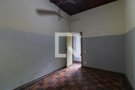 Casa à venda com 280m², 6 quartos e 6 vagasCasa 2 - Quarto 1