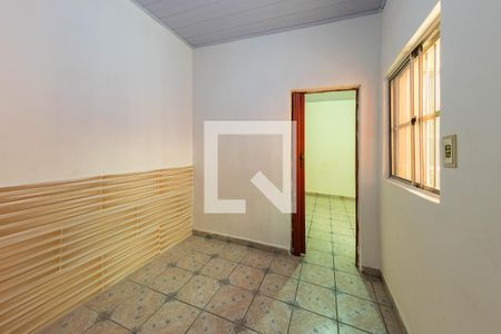 Quarto 2 de casa para alugar com 2 quartos, 90m² em Vila Macedopolis, São Paulo