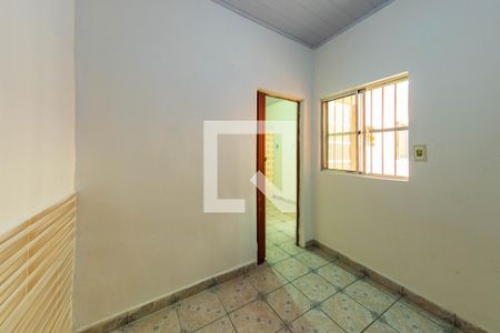 Quarto 2 de casa para alugar com 2 quartos, 90m² em Vila Macedopolis, São Paulo