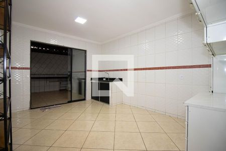 Casa para alugar com 183m², 3 quartos e 2 vagasCozinha