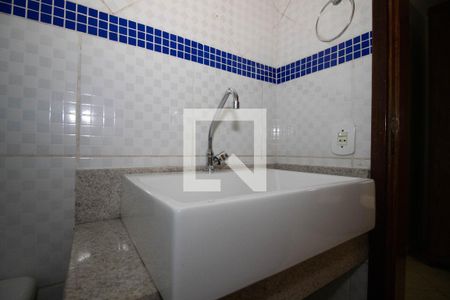 Casa para alugar com 183m², 3 quartos e 2 vagasBanheiro da Suíte 