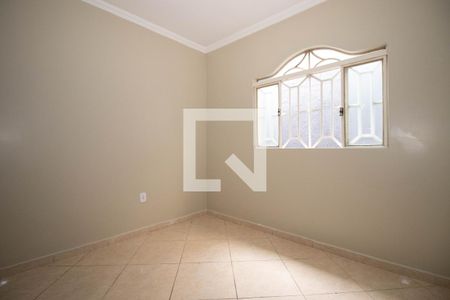 Quarto 2 de casa para alugar com 3 quartos, 183m² em Recanto das Emas, Brasília