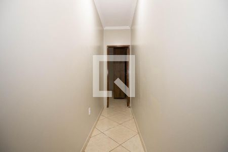 Casa para alugar com 183m², 3 quartos e 2 vagasCorredor