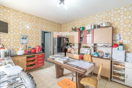 Casa à venda com 265m², 2 quartos e 3 vagas Casa à venda com 265m², 2 quartos e 3 vagasCozinha