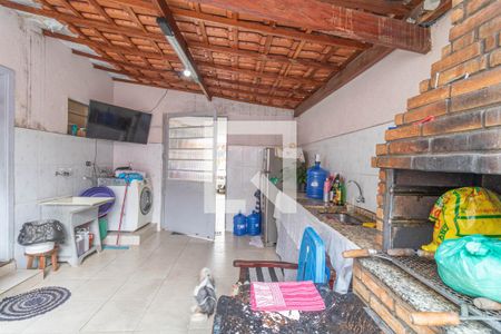 Casa à venda com 265m², 2 quartos e 3 vagas Casa à venda com 265m², 2 quartos e 3 vagasLavanderia