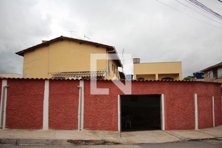 Casa à venda com 130m², 2 quartos e 1 vagaFachada