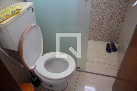 Casa à venda com 130m², 2 quartos e 1 vagaBanheiro 1