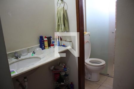 Casa à venda com 130m², 2 quartos e 1 vagaBanheiro 1