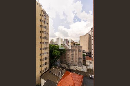 Sala - Vista de apartamento à venda com 1 quarto, 45m² em Santa Cecília, São Paulo