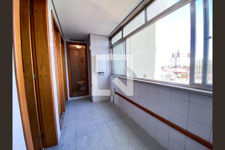 Apartamento para alugar com 126m², 4 quartos e 1 vagaÁrea de Serviço