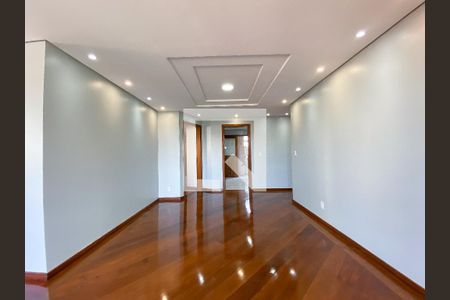 Apartamento para alugar com 126m², 4 quartos e 1 vagasala