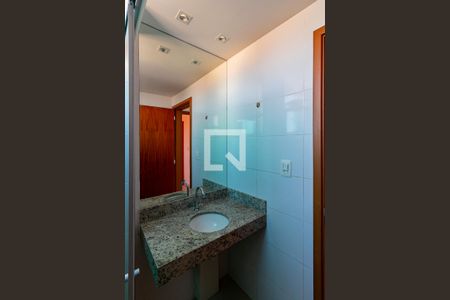 Apartamento à venda com 58m², 2 quartos e 1 vagaBanheiro 