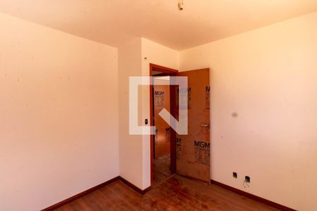 Quarto de apartamento à venda com 2 quartos, 50m² em Palmares, Belo Horizonte